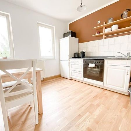 Schoene Ferienwohnung Mit Blick Ueber Stadtwald Leipzig Eksteriør billede