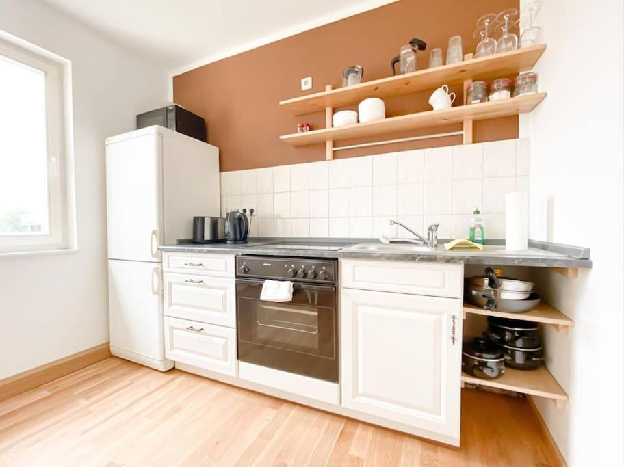 Schoene Ferienwohnung Mit Blick Ueber Stadtwald Leipzig Eksteriør billede